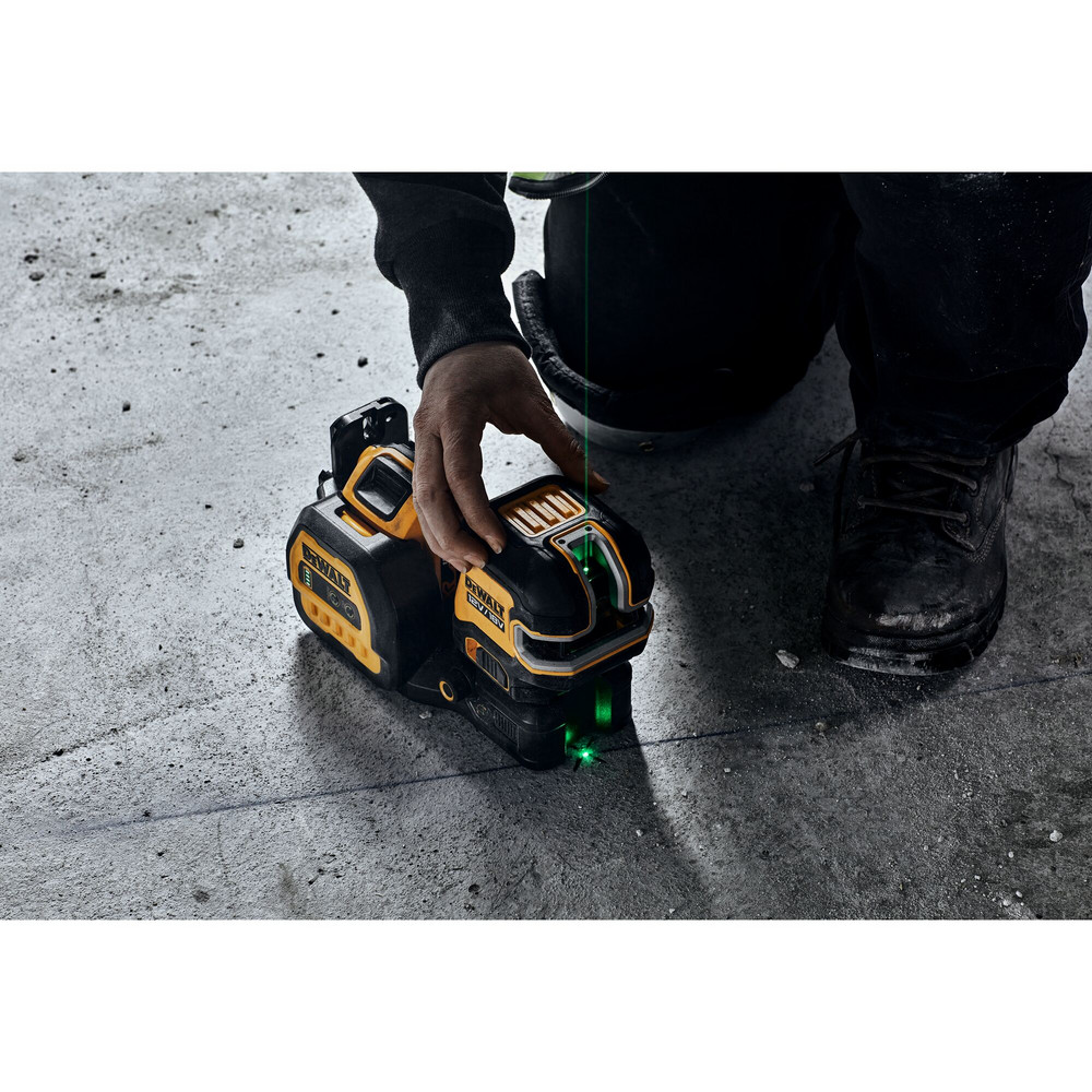 Лазерный построитель плоскостей, зеленый DEWALT DCE825NG18 12В/18В