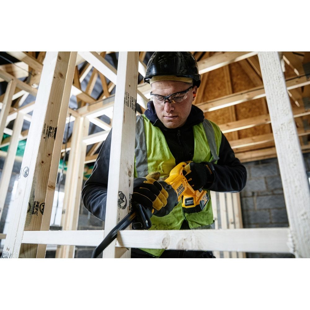 Аккумуляторная сабельная пила DEWALT DCS380M2, 560 Вт, 18 В, XR
